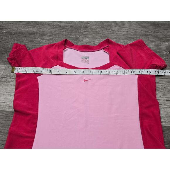 NIKE Fit Dry Pink Crew Neck Short Sleeve Shirt Light Weight Workout Running Top - Picture 5 of 7